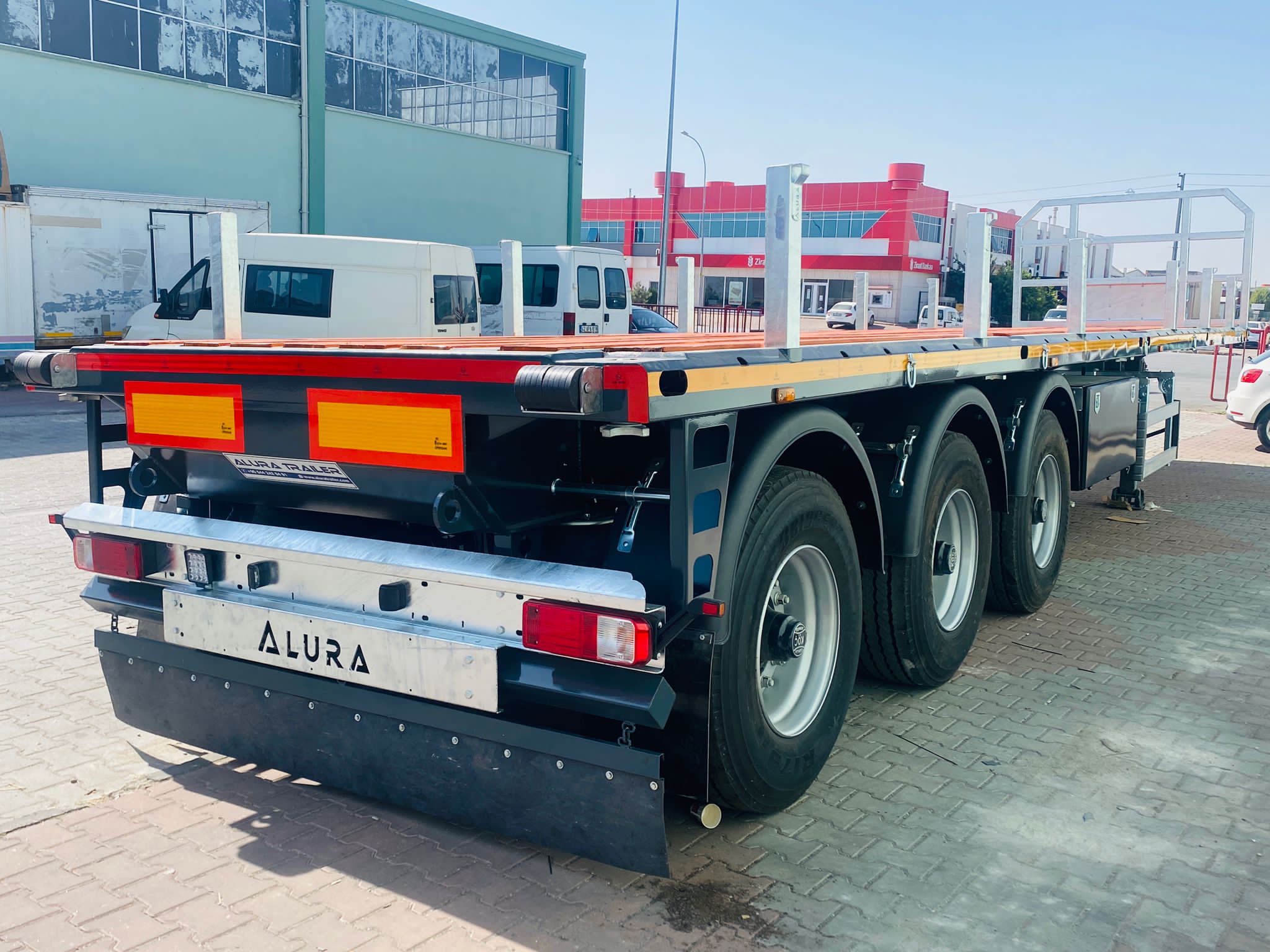 High-Quality 3 Axle Flatbed Semi Trailer | Alura Trailer