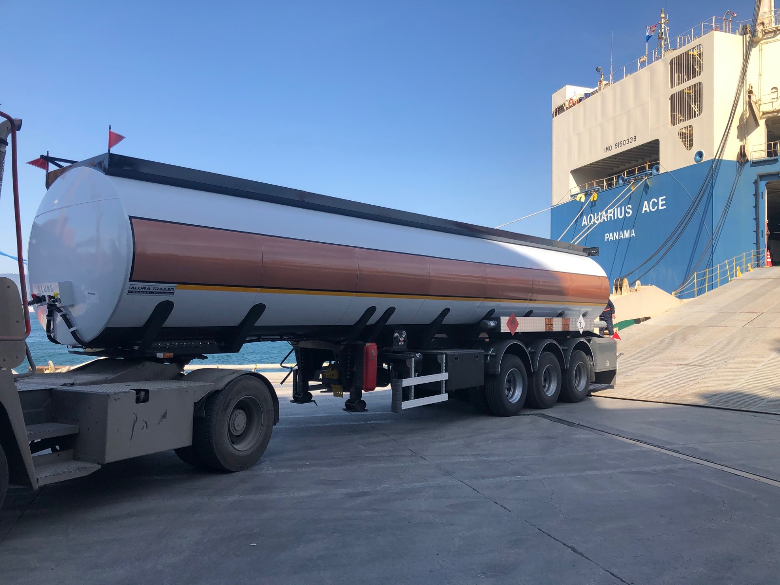 Fuel Tanker Trailer
