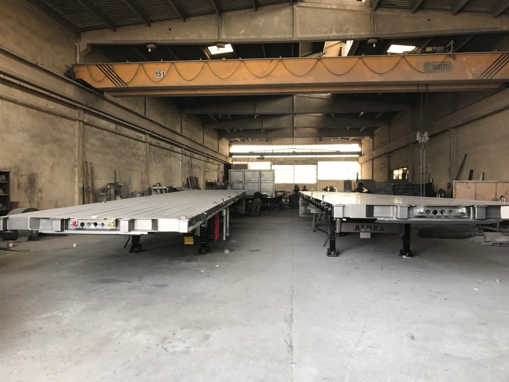flatbed trailer production5