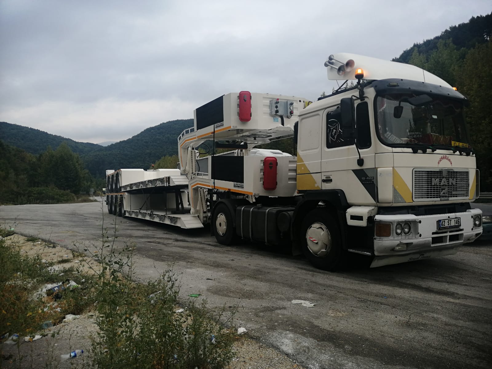 Hydraulic_shipment Gallery | Alura Trailer