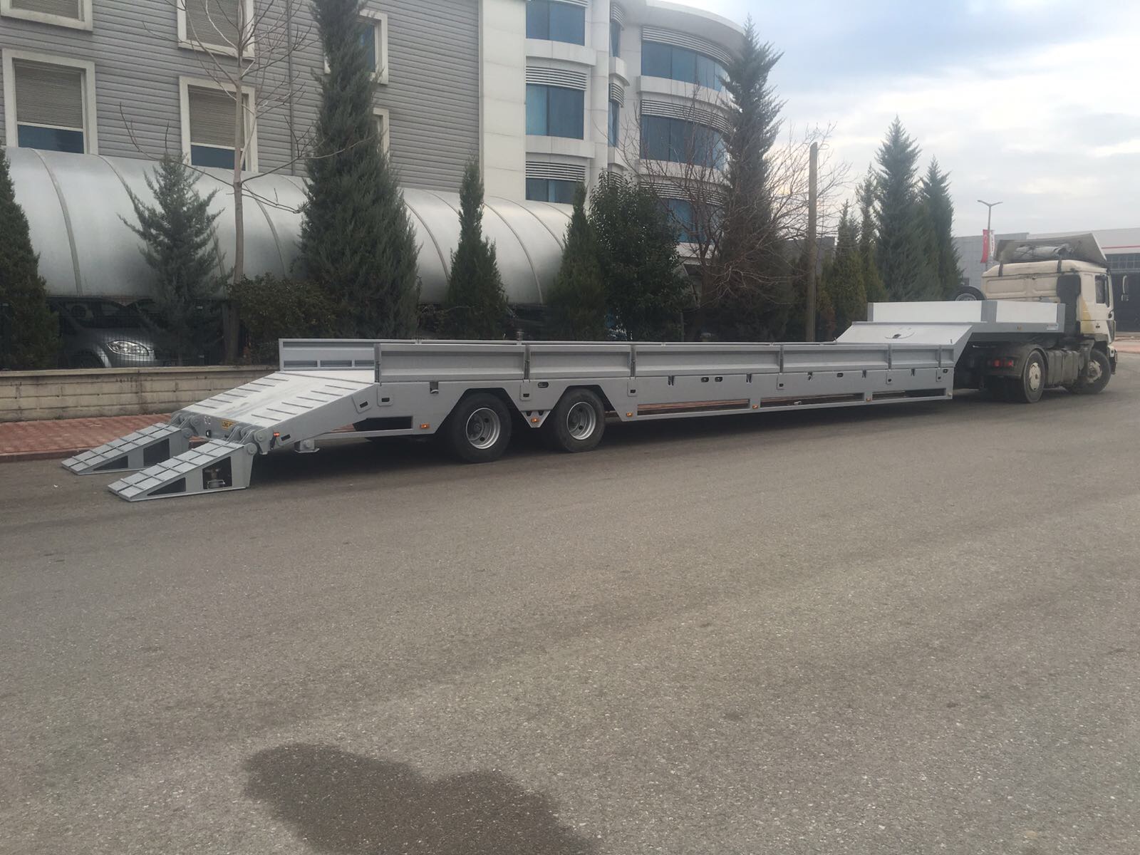 special lowbed alura 2 axles