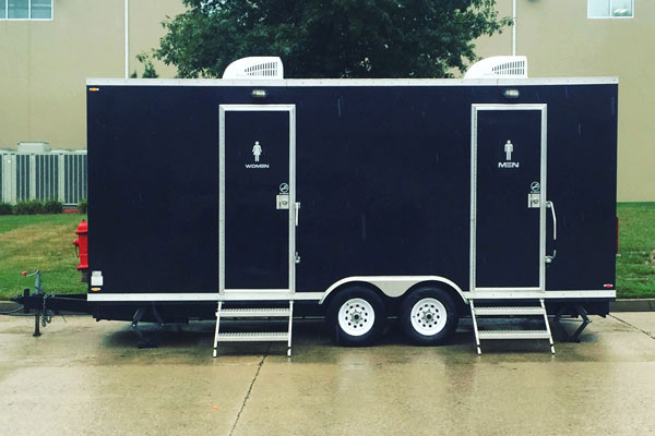 Mobile-restroom Gallery | Alura Trailer