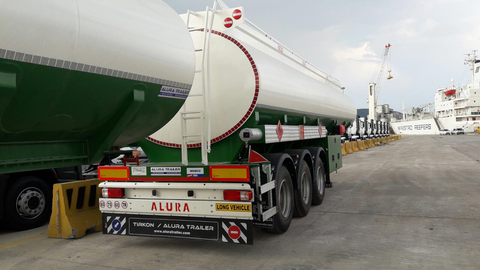Tankers-port-kuba Gallery | Alura Trailer