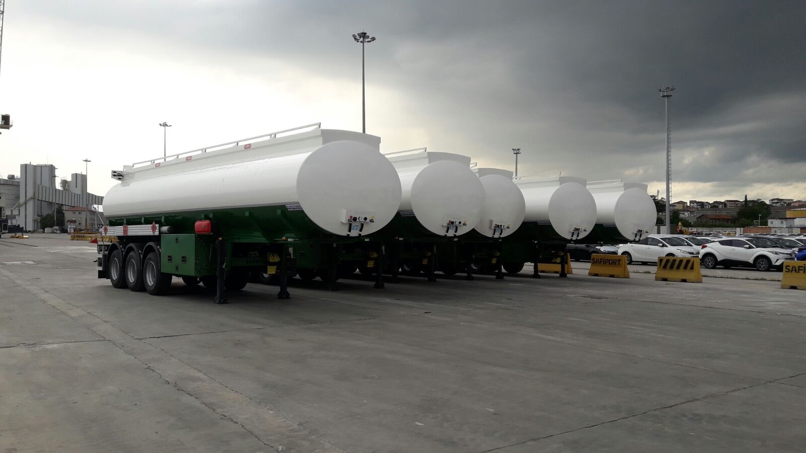 Tankers-port-kuba Gallery | Alura Trailer