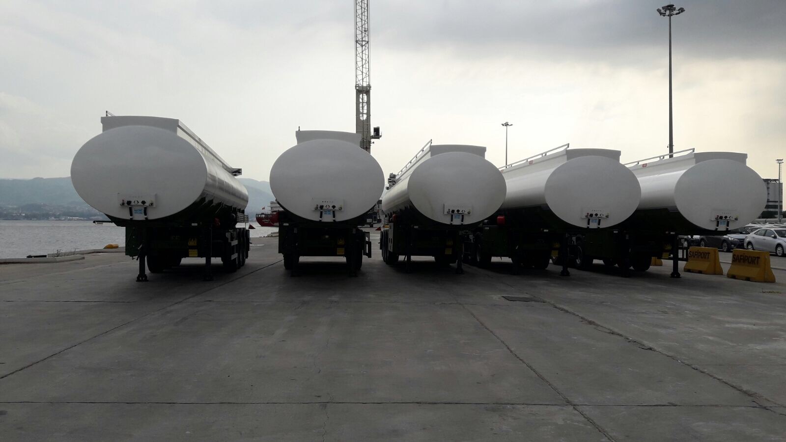 Tankers-port-kuba Gallery | Alura Trailer